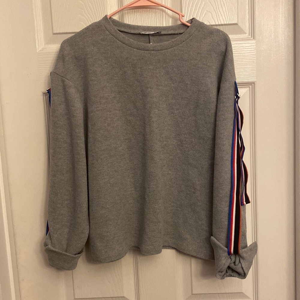 Zara Trafaluc Suspender sleeve sweater